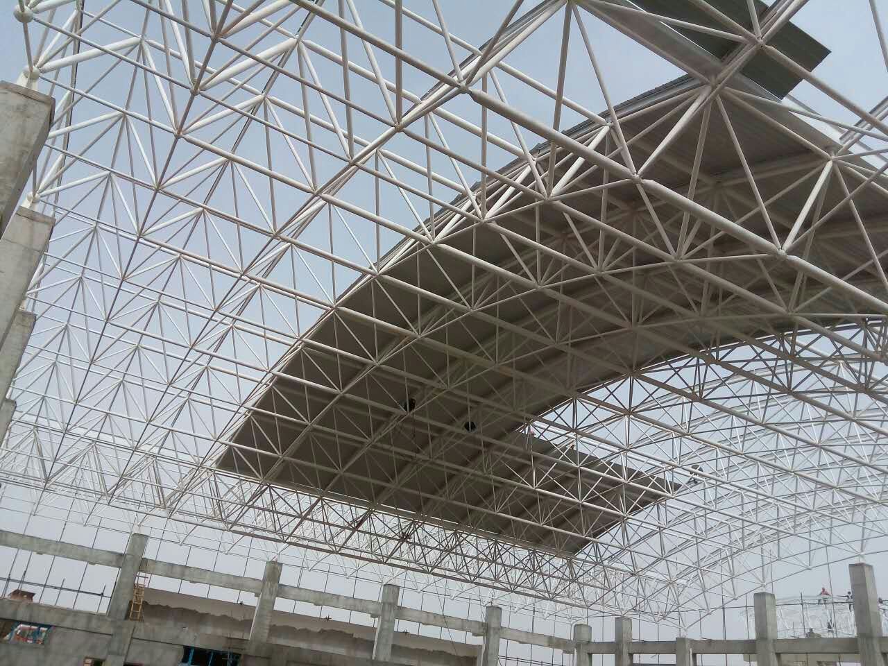 临江一汽网架