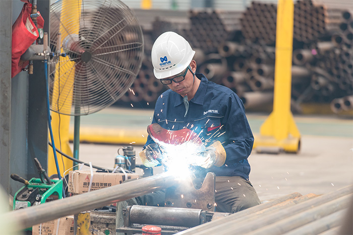 临江网架焊接车间